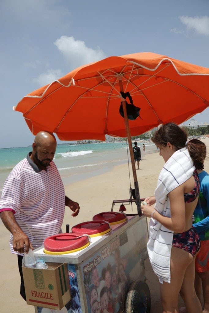 Things to Do In Puerto Rico.  
Ice cream vendor, Isla Verde